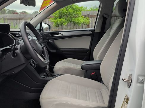 Used 2022 Volkswagen Tiguan S FWD image 22