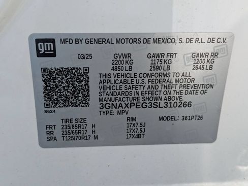 Used 2025 Chevrolet Equinox LT AWD/4WD image 35
