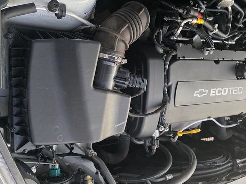 Used 2016 Chevrolet Cruze LS image 41