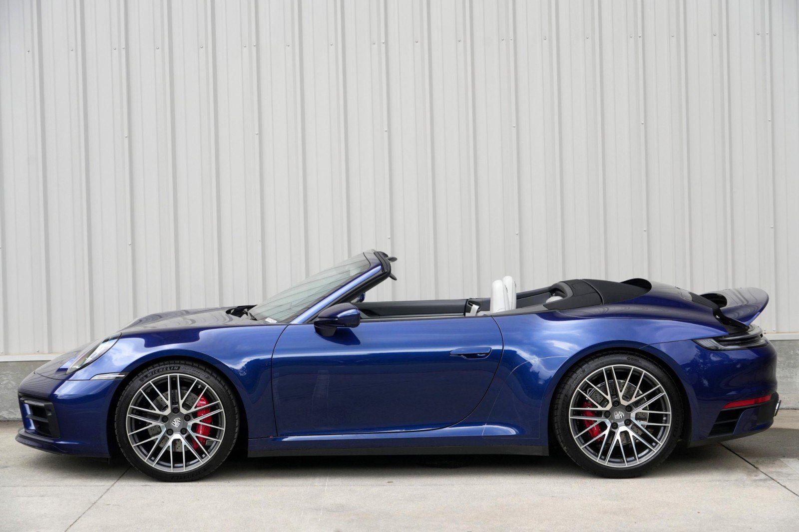 Used 2024 Porsche 911 Carrera S RWD image 43