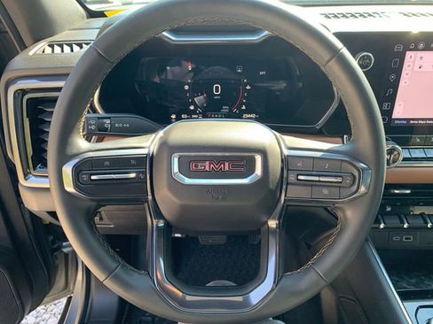 Used 2023 GMC Canyon AT4 AWD/4WD image 19