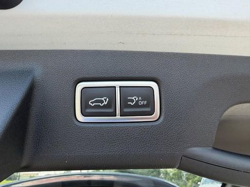 Used 2024 Kia Sorento SX AWD/4WD image 6
