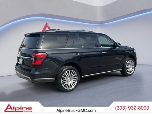 Used 2024 Ford Expedition Limited image 5