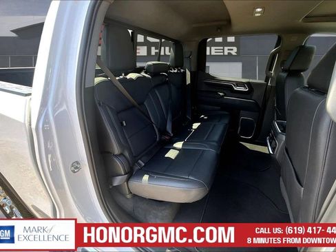 Used 2023 GMC Sierra 1500 SLT w/ SLT Premium Package AWD/4WD image 26
