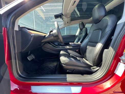 Used 2020 Tesla Model 3 Long Range image 17