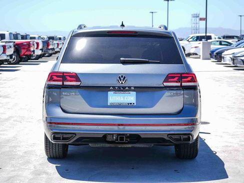 Certified 2023 Volkswagen Atlas SEL R-Line AWD/4WD image 7