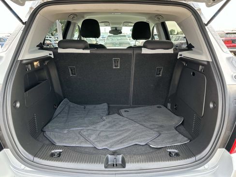 Certified 2022 Chevrolet Trax LS w/ Tint and Cruise Package image 11