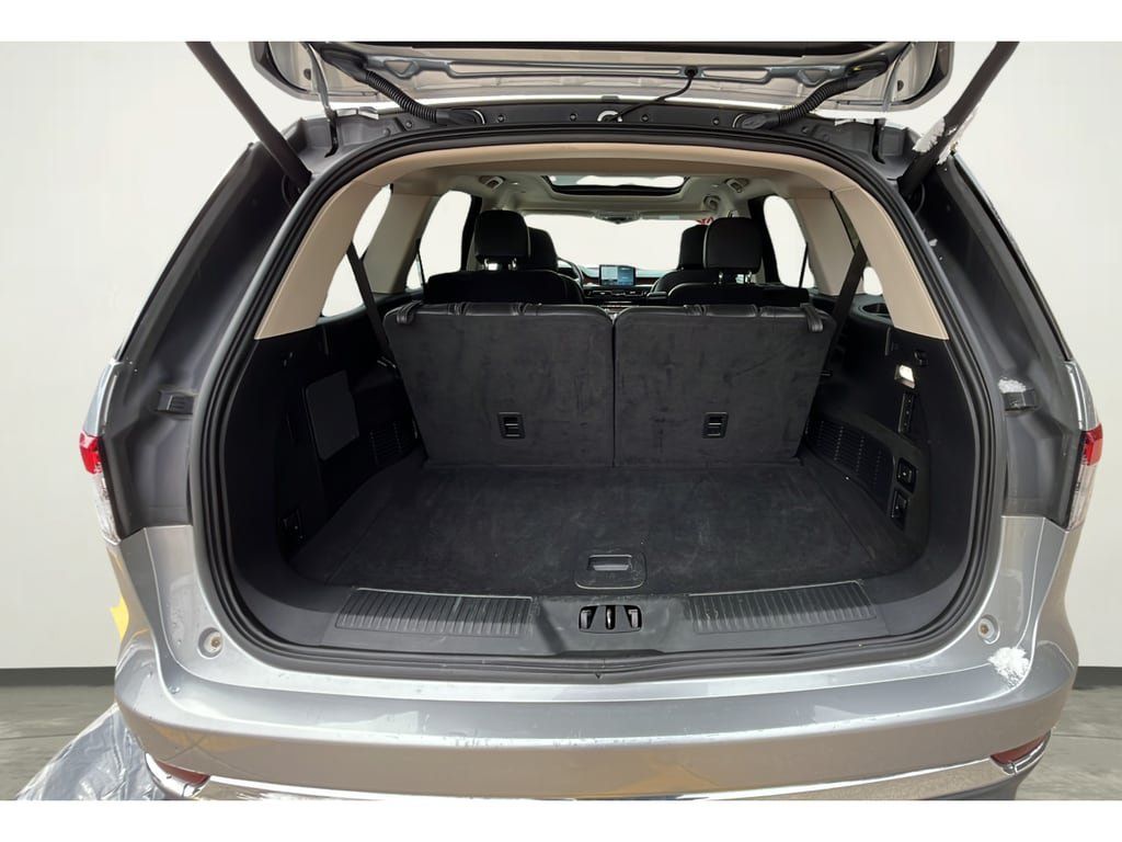 Used 2023 Lincoln Aviator Reserve AWD/4WD image 19