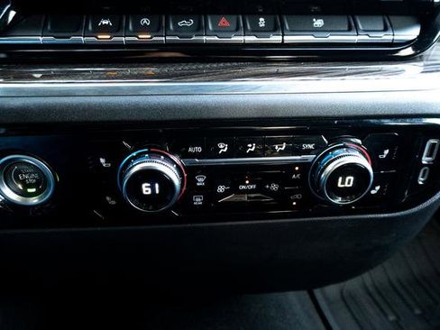 Used 2022 GMC Sierra 1500 Elevation image 27