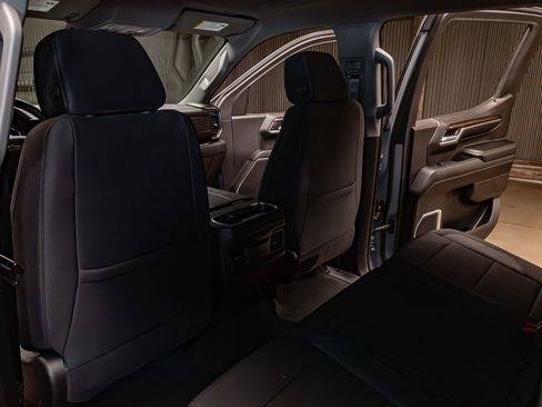 Used 2024 Chevrolet Silverado 1500 LT Trail Boss image 22