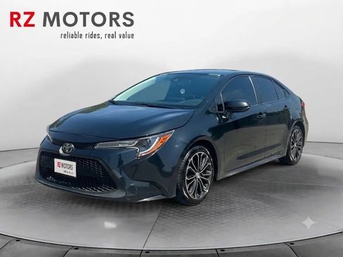 Used 2021 Toyota Corolla LE FWD image 1