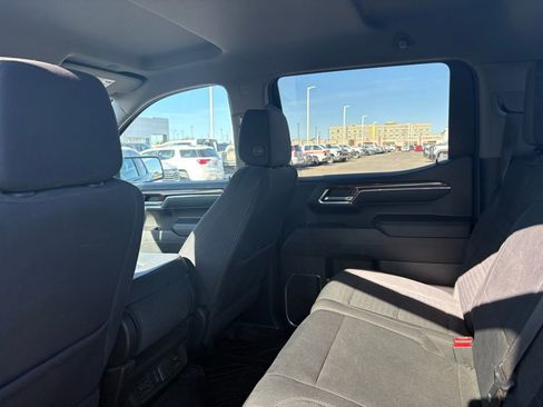 Used 2023 Chevrolet Silverado 1500 LT w/ Protection Package image 8