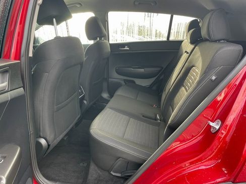 Used 2018 Kia Sportage LX image 16