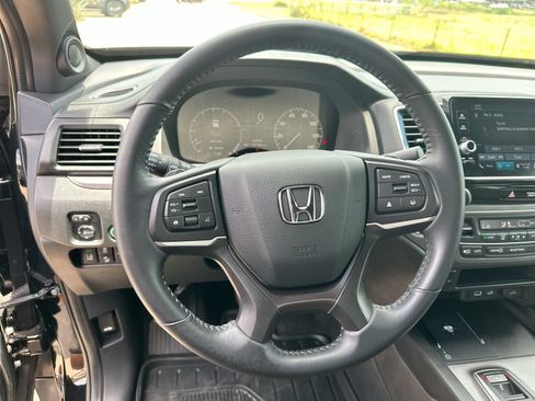 Used 2025 Honda Ridgeline RTL image 14