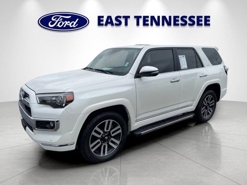 Used 2023 Toyota 4Runner Limited AWD/4WD image 7