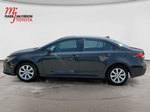 Used 2024 Toyota Corolla LE FWD image 8