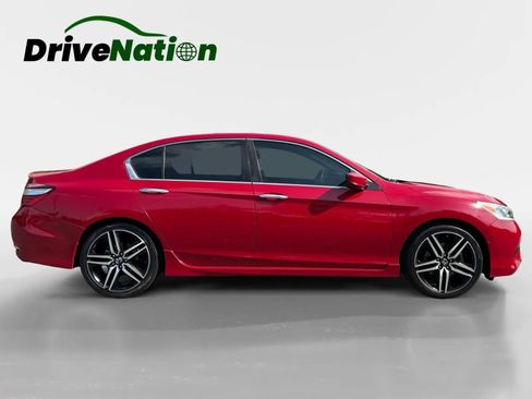 Used 2016 Honda Accord Sport image 4