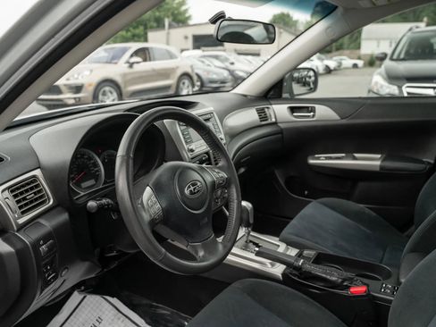 Used 2010 Subaru Impreza 2.5i Premium AWD/4WD image 6