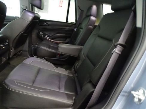 Used 2016 GMC Yukon SLT w/ Open Road Package AWD/4WD image 4