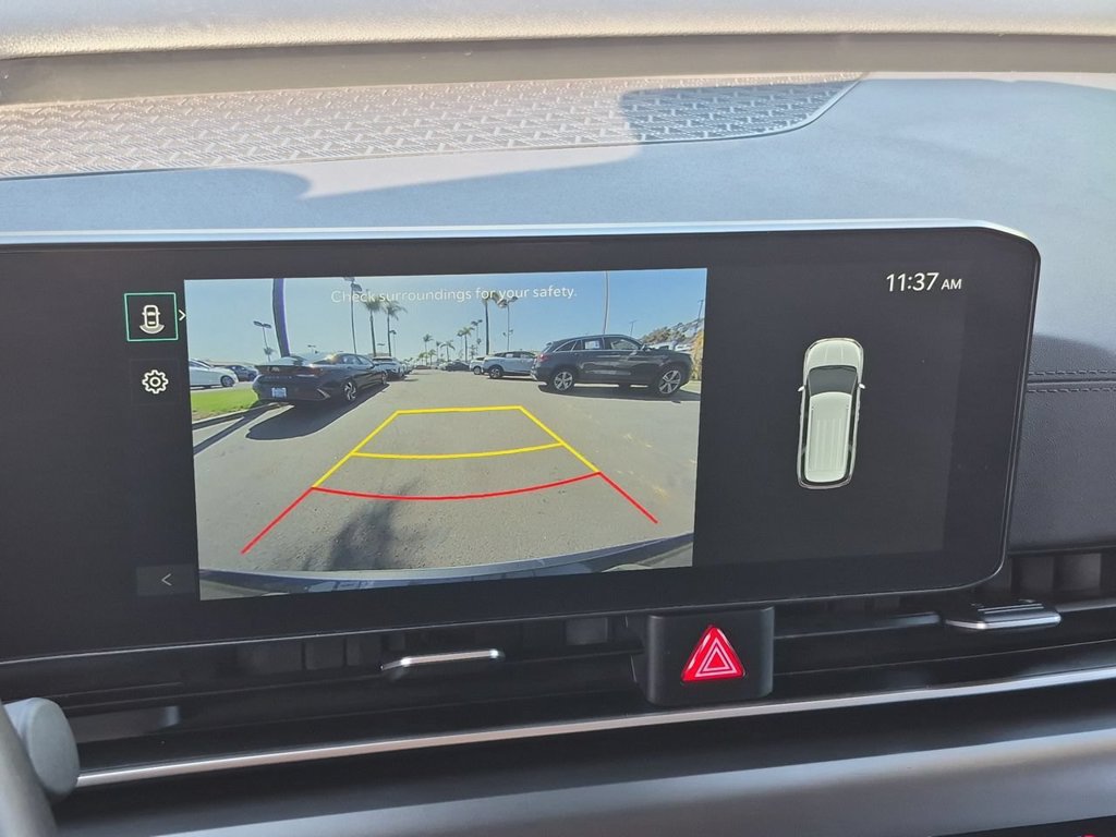 Certified 2026 Kia Carnival LXS FWD image 15