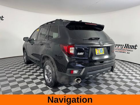 Used 2023 Honda Passport TrailSport image 8