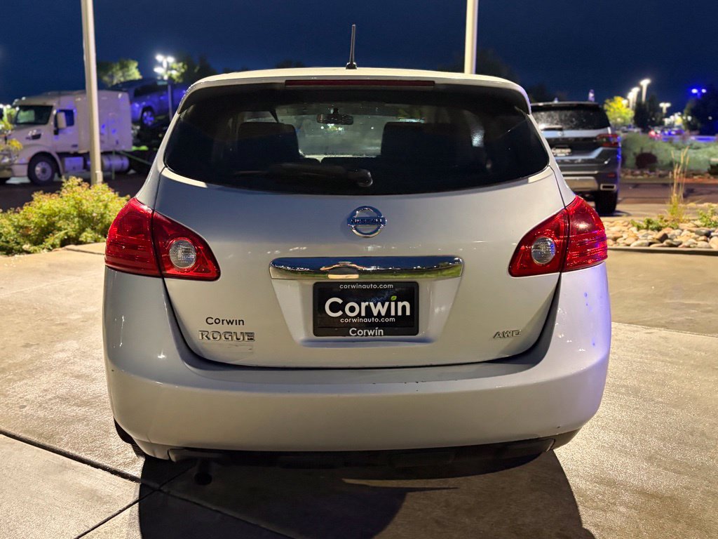 Used 2012 Nissan Rogue S AWD/4WD image 9