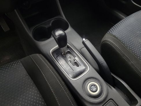 Used 2016 Mitsubishi Outlander SE AWD/4WD image 26
