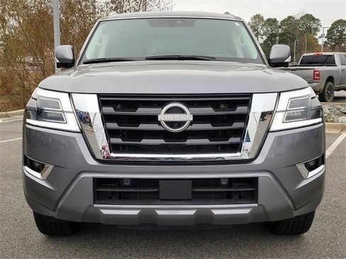 Used 2024 Nissan Armada SL w/ Captain's Chairs Package image 5