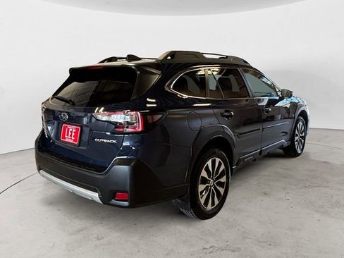 Used 2024 Subaru Outback Limited AWD/4WD image 5
