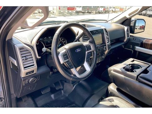 Used 2016 Ford F150 Lariat AWD/4WD image 15