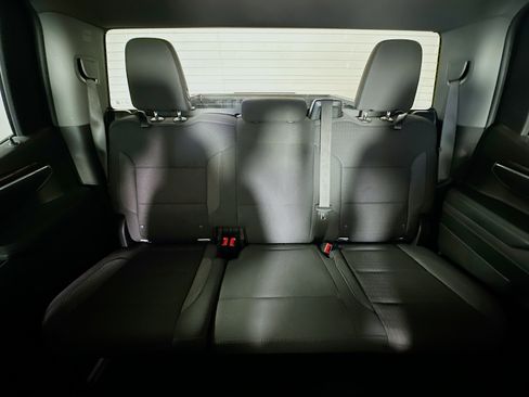 Used 2025 Chevrolet Silverado 1500 LT AWD/4WD image 30