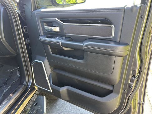 Used 2022 RAM 2500 Laramie w/ Night Edition AWD/4WD image 14