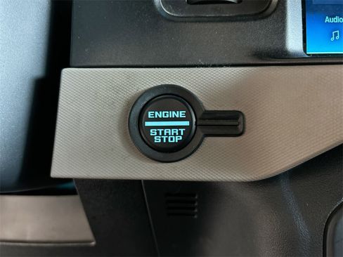 Used 2022 Ford Bronco Wildtrak image 32