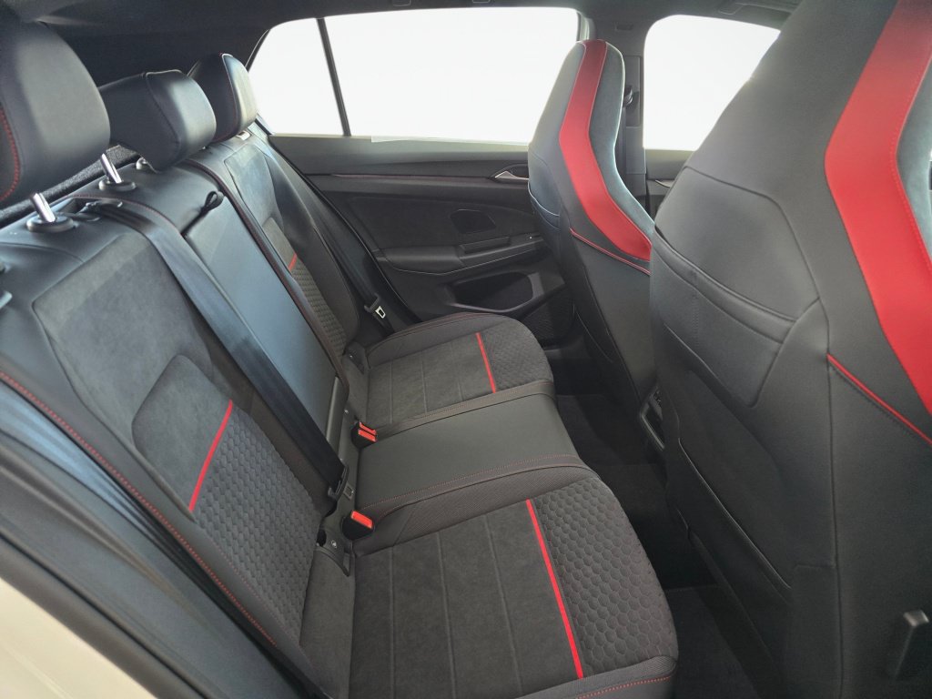 New 2026 Volkswagen GTI SE FWD image 38