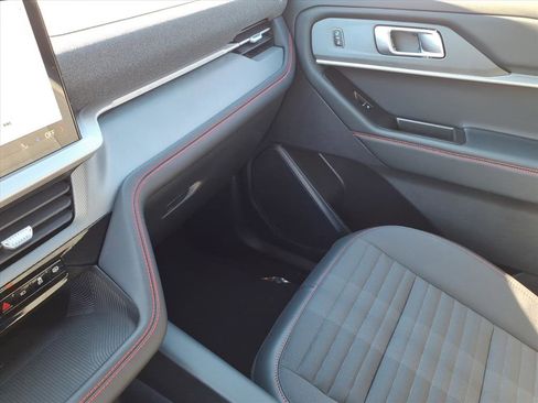 New 2026 Ford Explorer ST-Line image 18