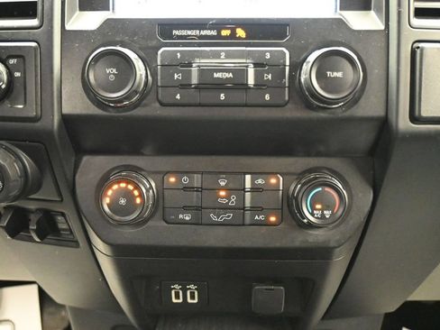 Used 2019 Ford F150 XL w/ Equipment Group 101A Mid RWD image 16