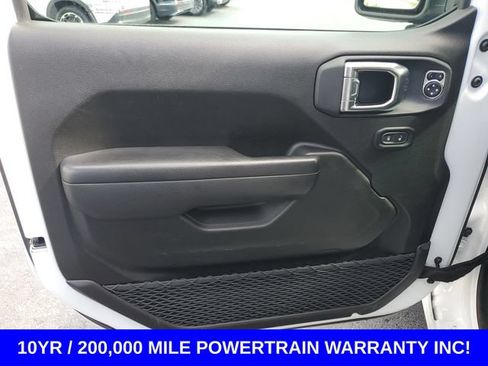 Used 2025 Jeep Wrangler Unlimited Sport AWD/4WD image 10