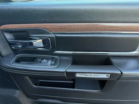 Used 2017 RAM 2500 Laramie w/ Sport Appearance Group AWD/4WD image 32