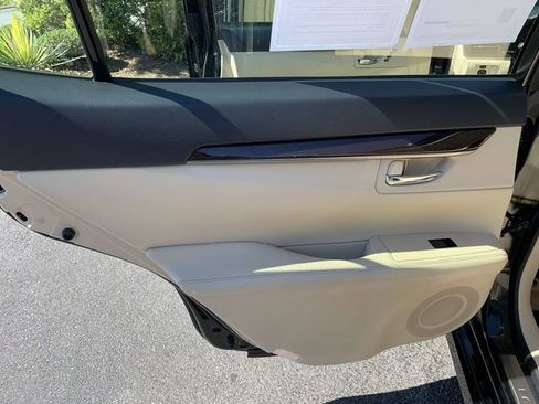 Used 2014 Lexus ES 350 w/ Premium Package FWD image 15