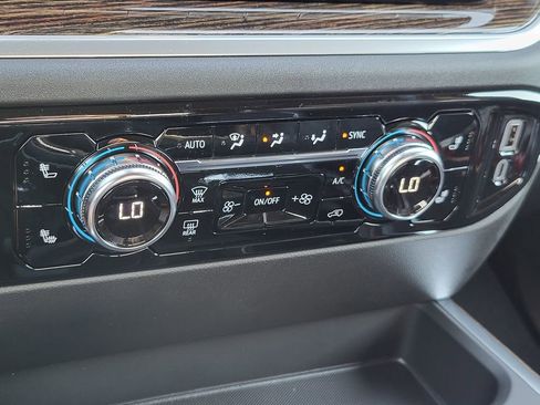 New 2026 GMC Sierra 1500 Elevation w/ Elevation Premium Package image 28