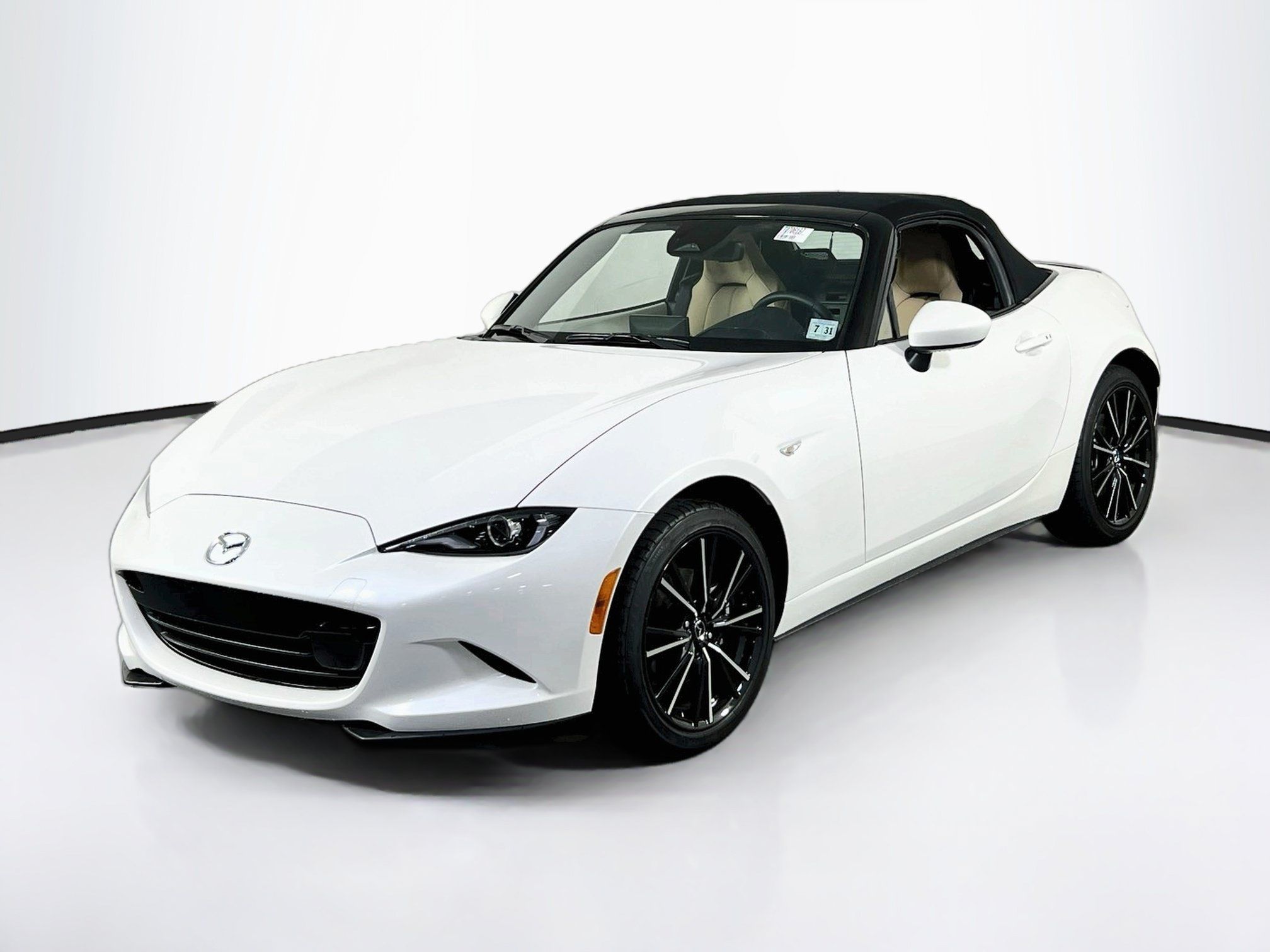 Used 2026 MAZDA MX-5 Miata Grand Touring w/ Weather Package RWD image 1