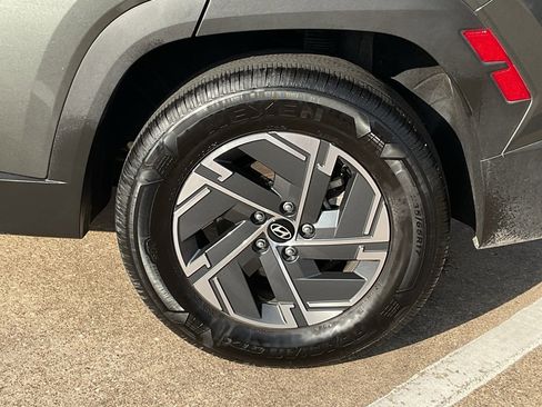 Used 2025 Hyundai Tucson Blue image 8