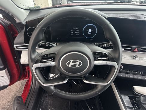 Used 2024 Hyundai Elantra Limited FWD image 24