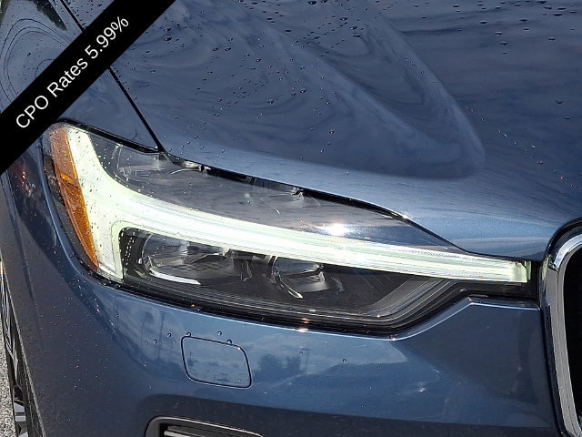 Certified 2023 Volvo XC60 B5 Plus AWD/4WD image 11
