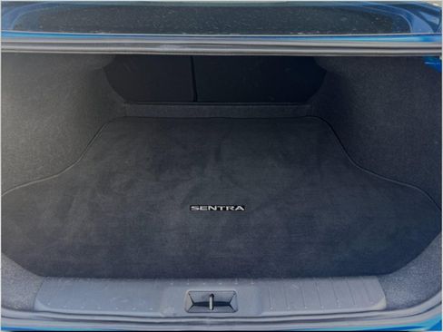 Used 2025 Nissan Sentra SV FWD image 15