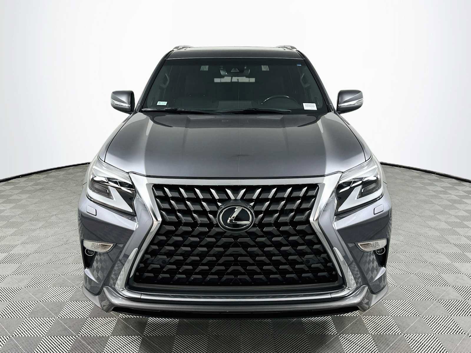 Used 2021 Lexus GX 460 Premium w/ Accessory Package AWD/4WD image 2