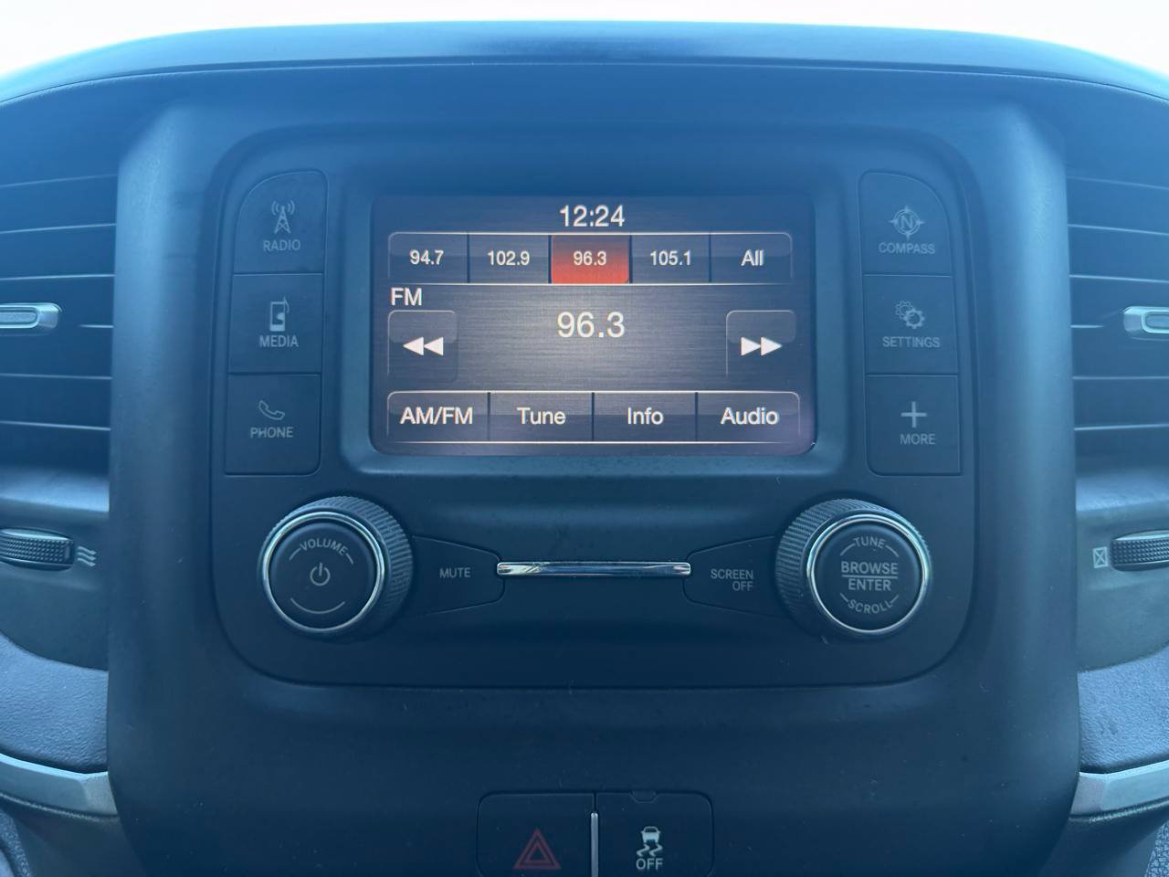 Used 2021 RAM 2500 Big Horn AWD/4WD image 24