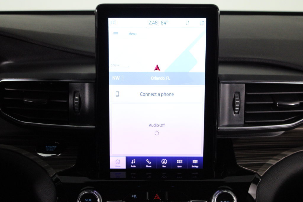 Used 2024 Ford Explorer Limited w/ Limited Technology Package RWD image 7