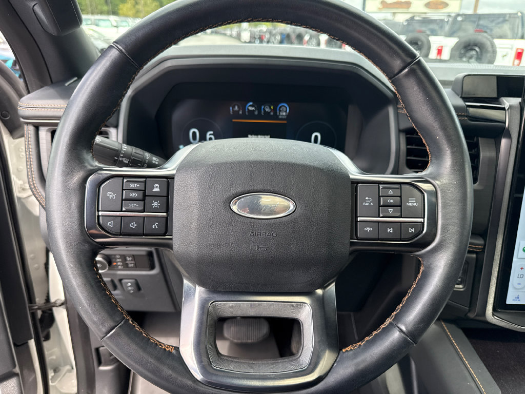 Used 2023 Ford Expedition Platinum AWD/4WD image 25