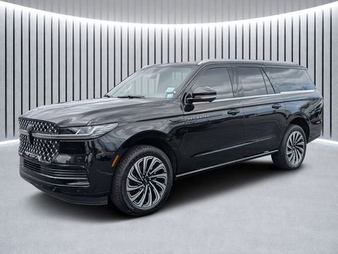 New 2026 Lincoln Navigator L Black Label AWD/4WD image 7